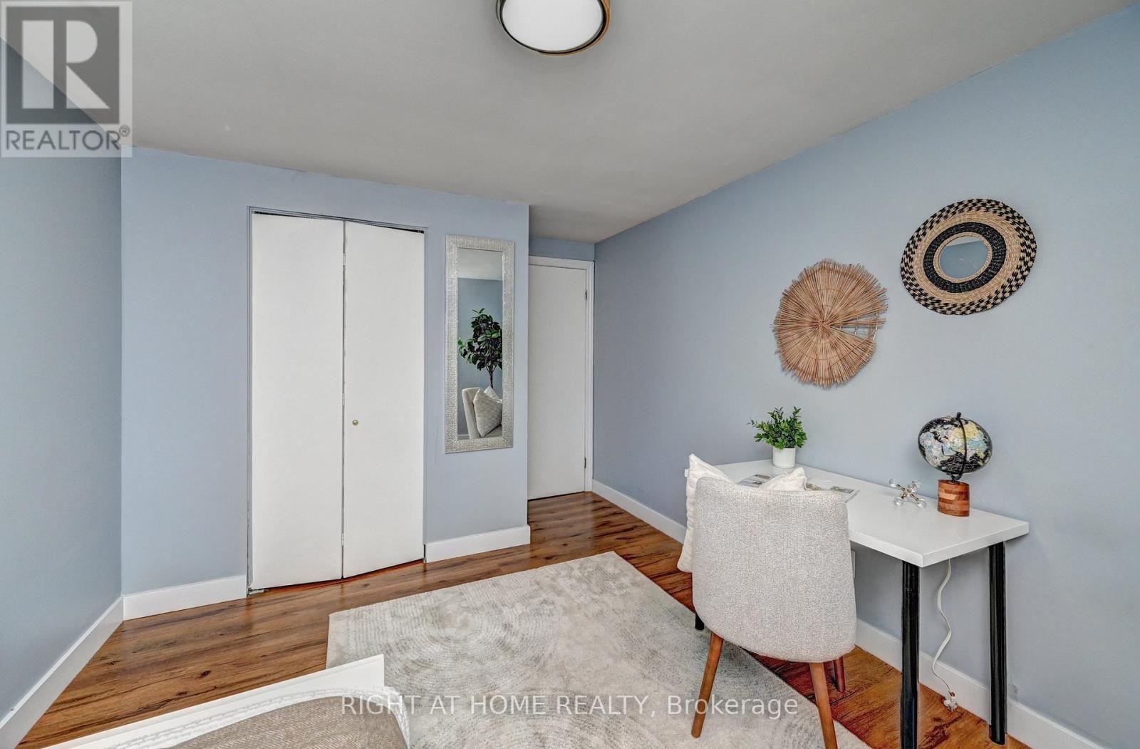 39 Southwood Drive, Kitchener, Ontario  N2E 2E6 - Photo 30 - X12584358