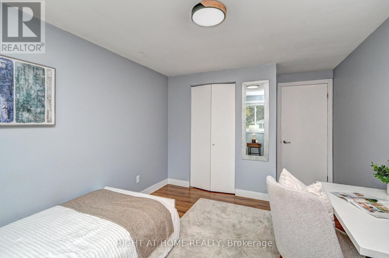 39 Southwood Drive, Kitchener, Ontario  N2E 2E6 - Photo 33 - X12584358