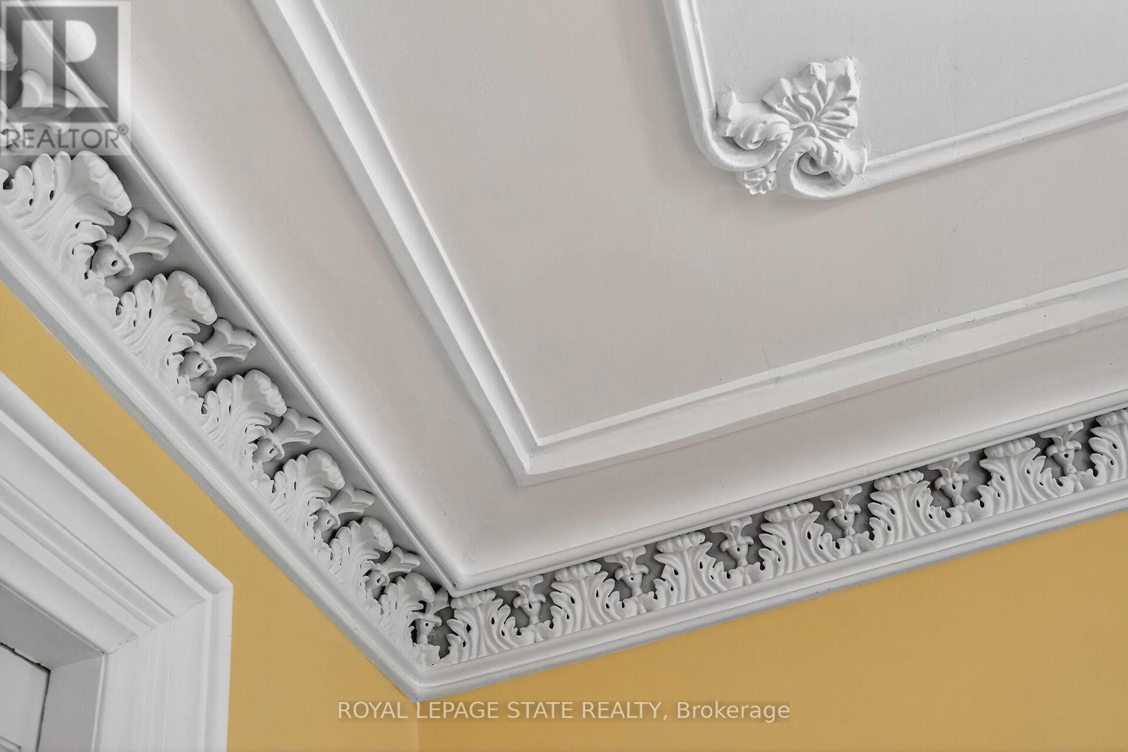 262 Main Street W, Grimsby, Ontario  L3M 1S4 - Photo 12 - X12584364