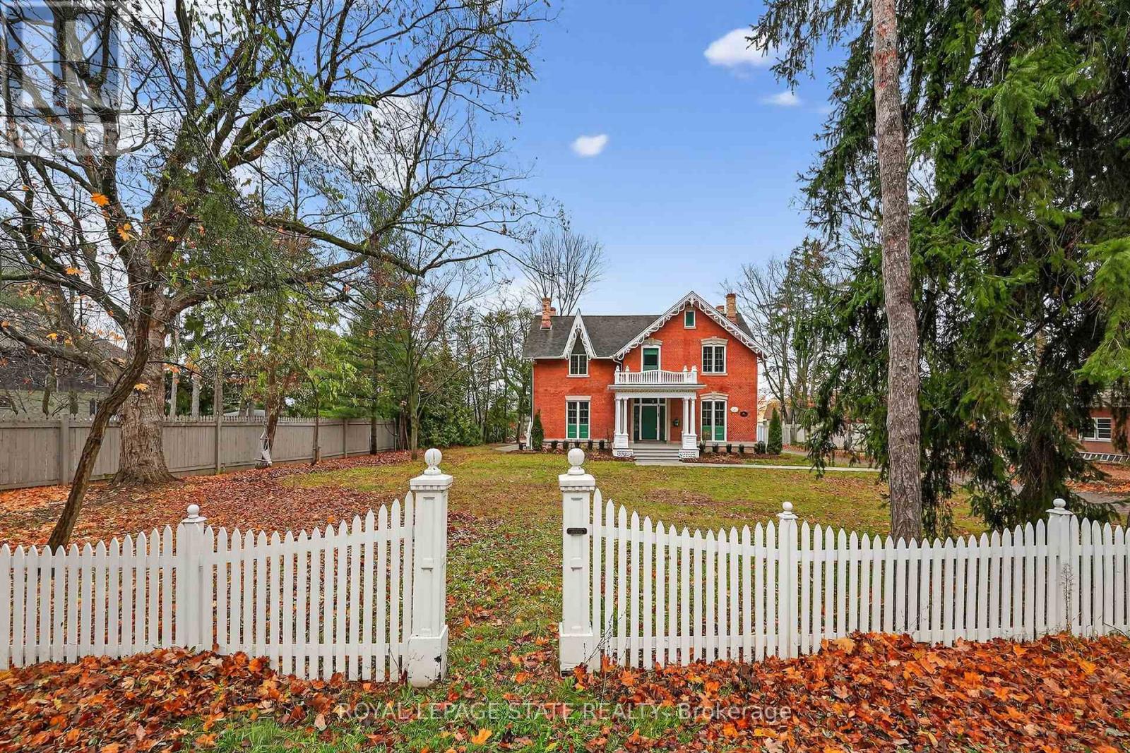 262 Main Street W, Grimsby, Ontario  L3M 1S4 - Photo 2 - X12584364