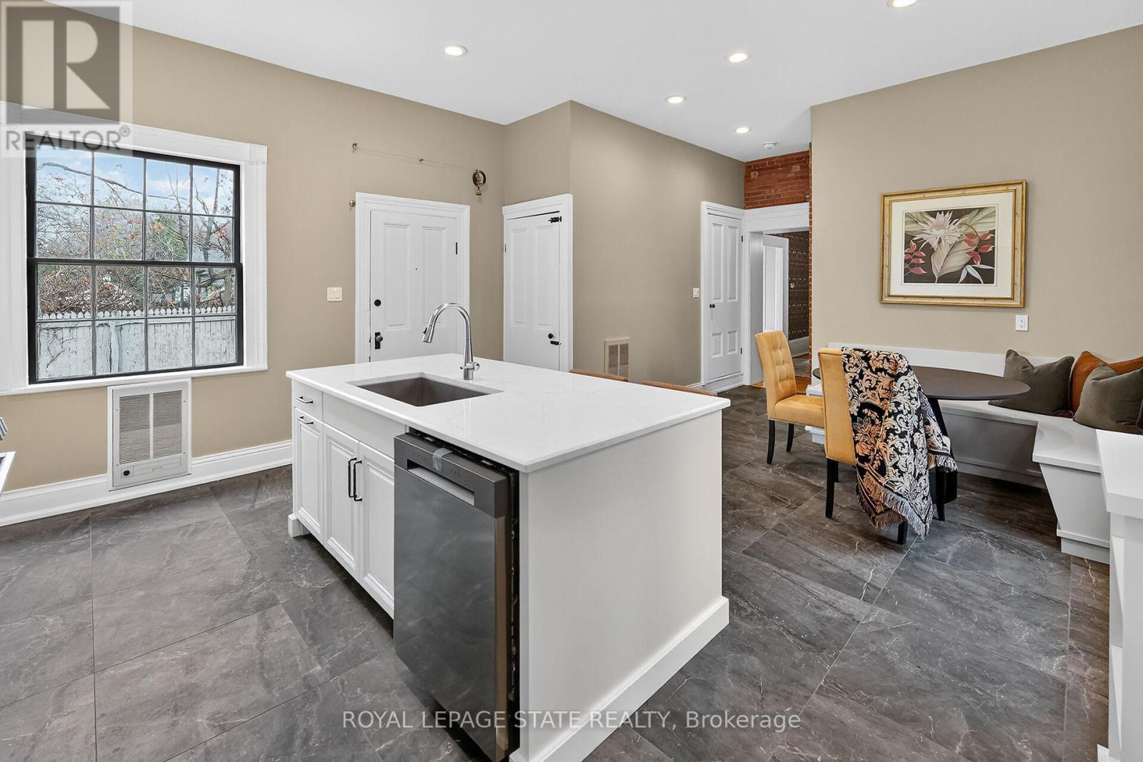 262 Main Street W, Grimsby, Ontario  L3M 1S4 - Photo 21 - X12584364