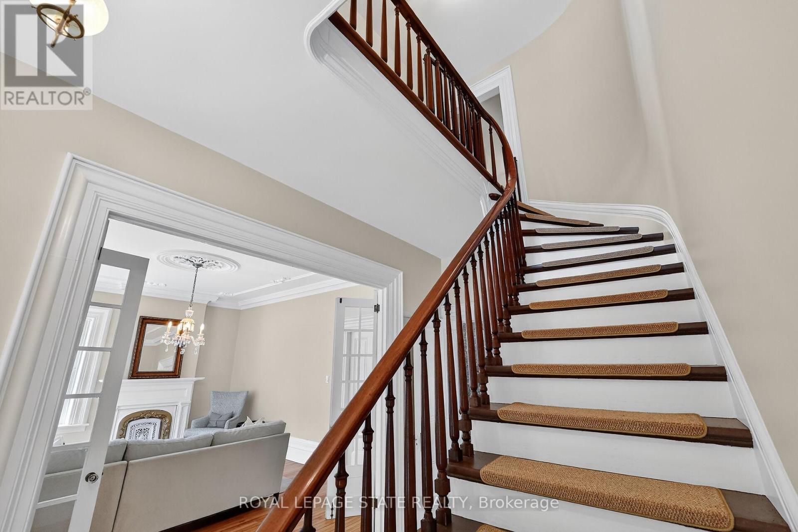 262 Main Street W, Grimsby, Ontario  L3M 1S4 - Photo 30 - X12584364