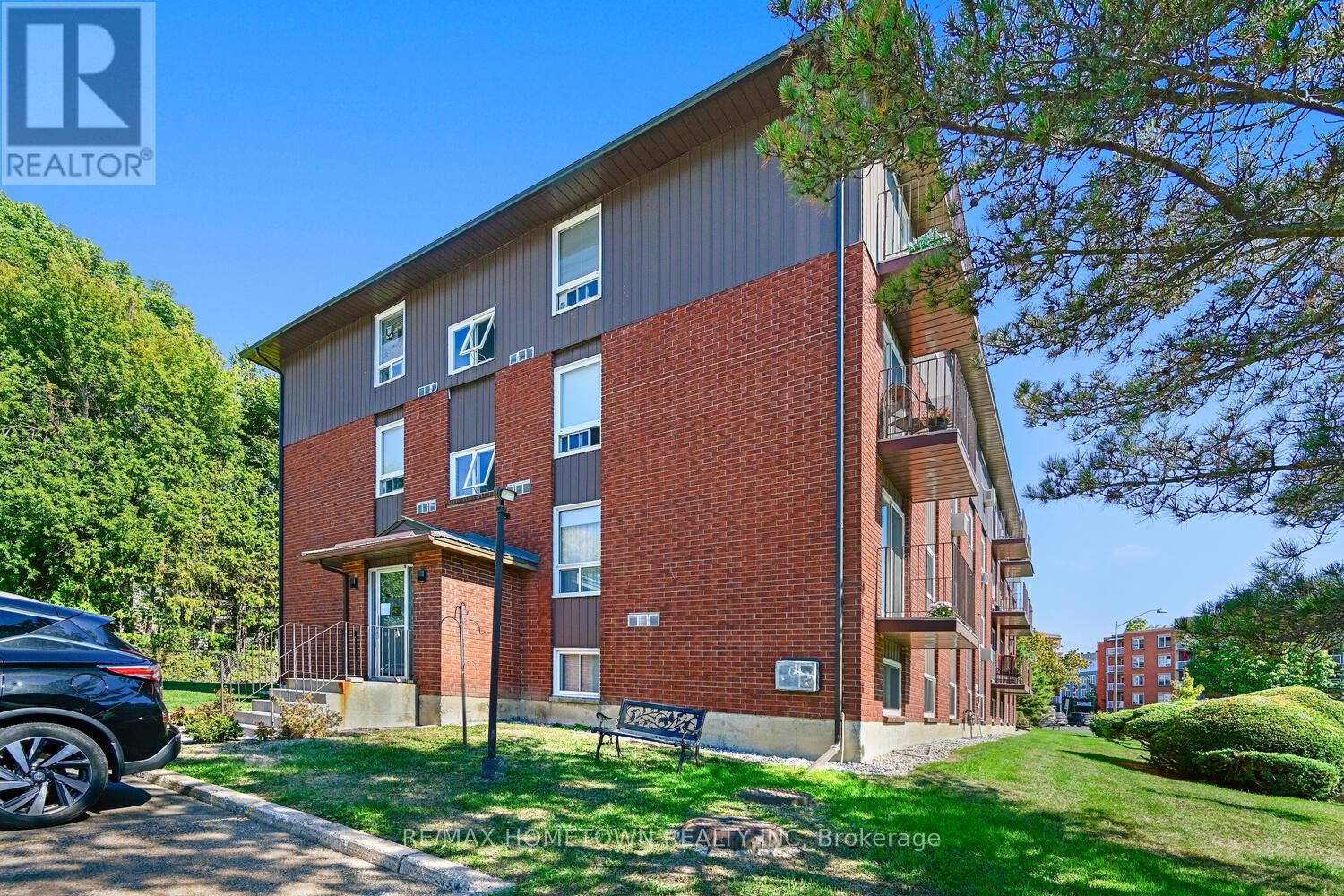 17 - 6 Charlotte Place, Brockville, Ontario  K6V 6T4 - Photo 28 - X12584450