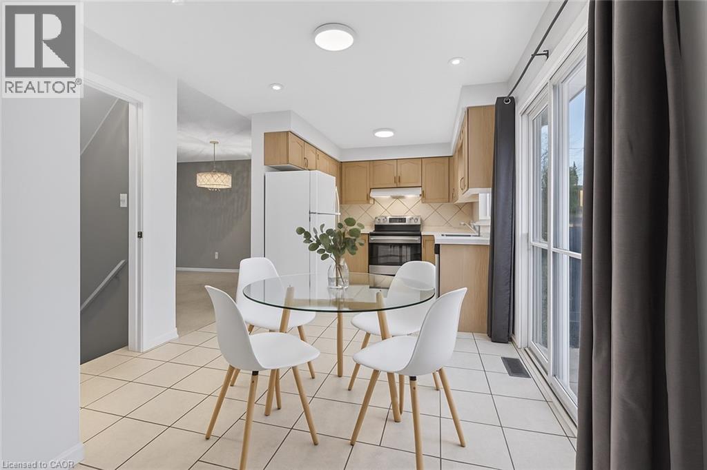 3 Kenyon Crescent, Grimsby, Ontario  L3M 5M5 - Photo 6 - 40790970