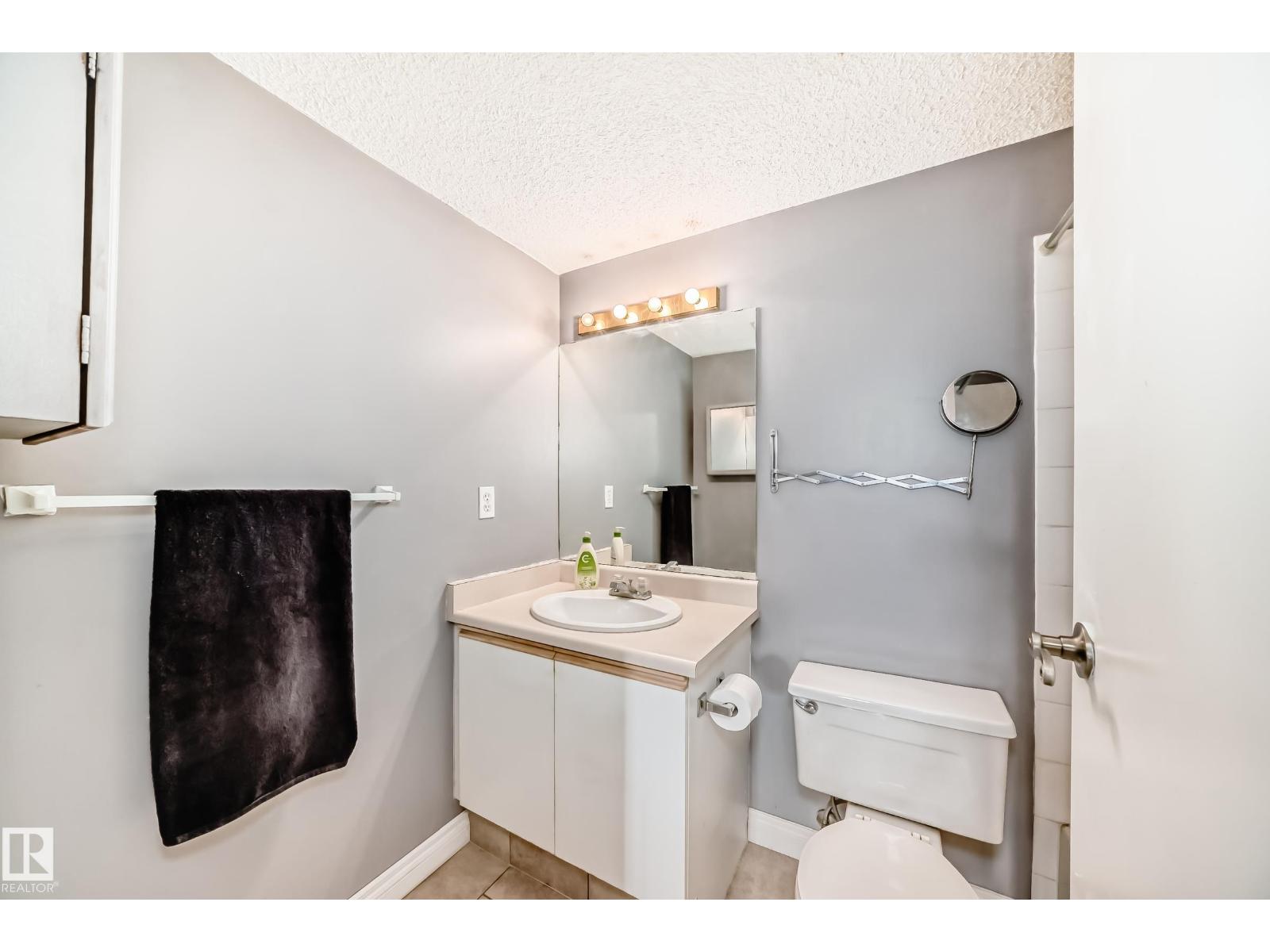 #239 10636 120 St Nw, Edmonton, Alberta  T5H 4L5 - Photo 12 - E4466944