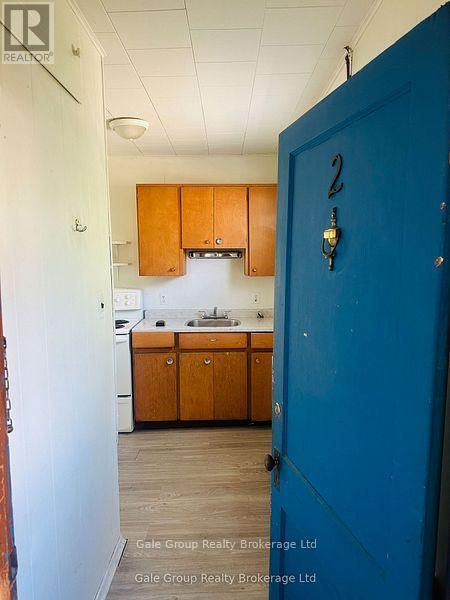 Unit 2 - 406 Simcoe Street, Woodstock, Ontario  N4S 1J7 - Photo 2 - X12584404