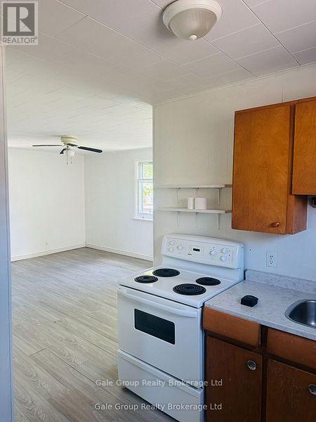 Unit 2 - 406 Simcoe Street, Woodstock, Ontario  N4S 1J7 - Photo 4 - X12584404