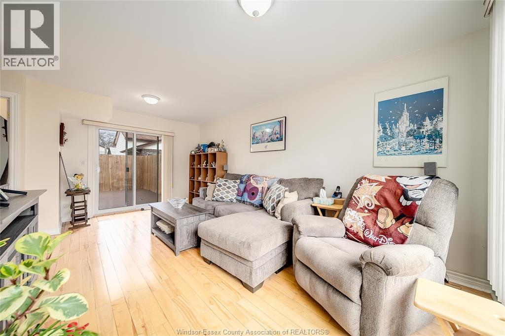 9318 Bayswater Court, Windsor, Ontario  N8S 4L1 - Photo 11 - 25029438