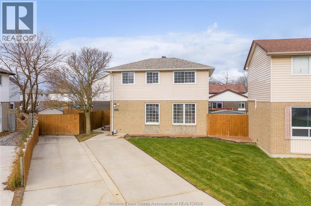 9318 Bayswater Court, Windsor, Ontario  N8S 4L1 - Photo 2 - 25029438