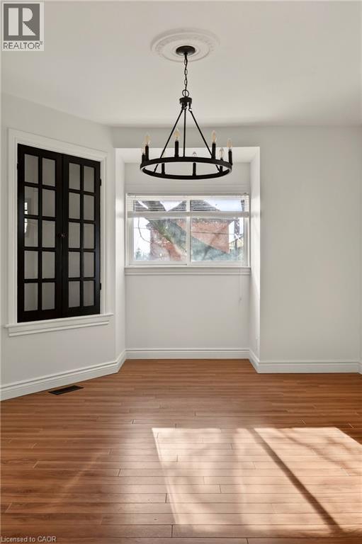 28 Alpine Avenue, Hamilton, Ontario  L9A 1A5 - Photo 15 - 40791076