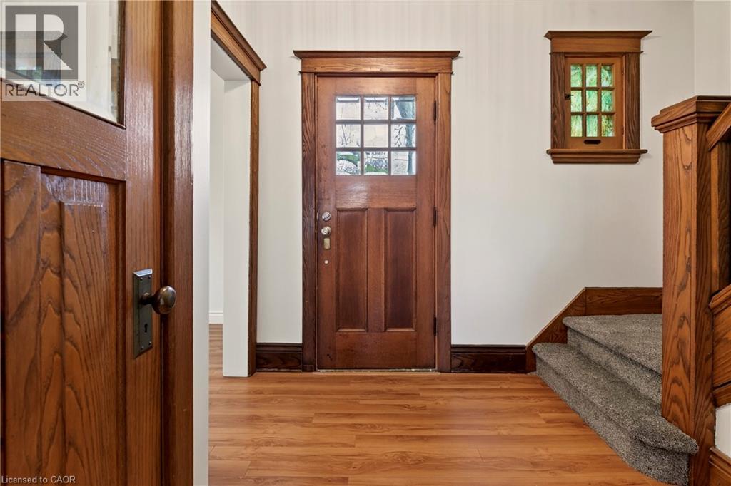 28 Alpine Avenue, Hamilton, Ontario  L9A 1A5 - Photo 4 - 40791076