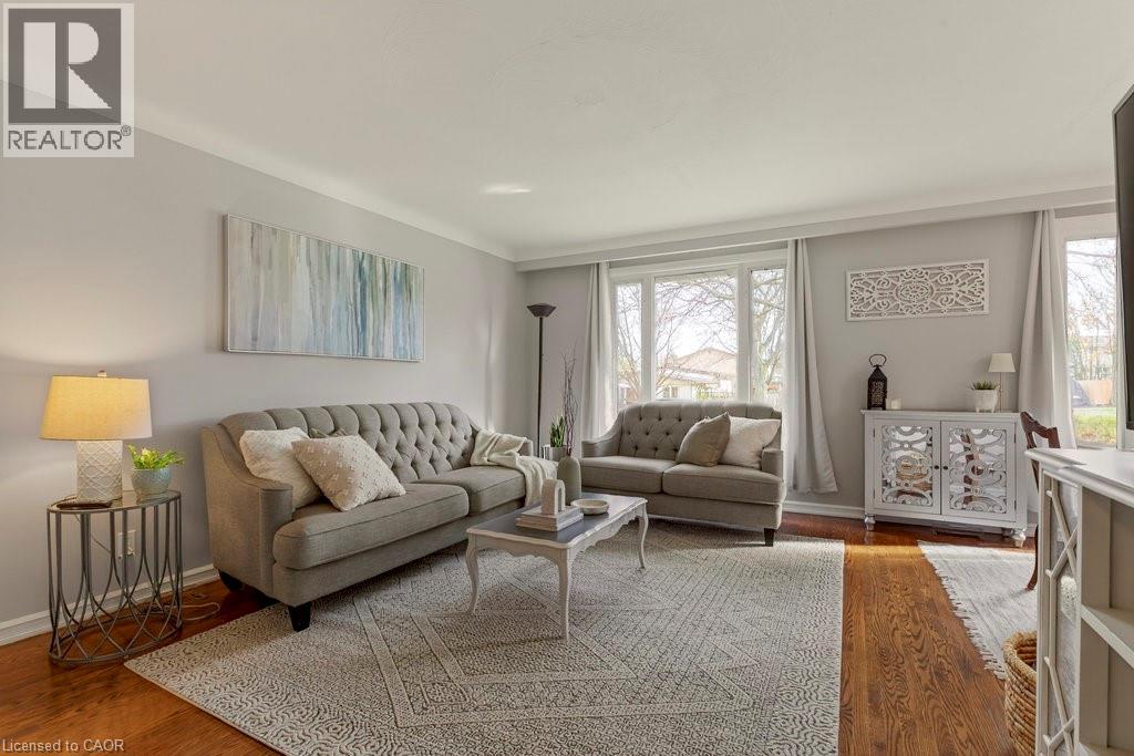 56 Elgar Avenue, Hamilton, Ontario  L9C 4E1 - Photo 10 - 40790986