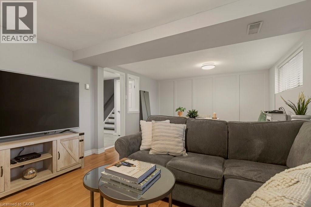 56 Elgar Avenue, Hamilton, Ontario  L9C 4E1 - Photo 36 - 40790986