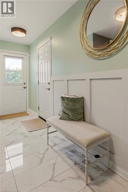 56 Elgar Avenue, Hamilton, Ontario  L9C 4E1 - Photo 5 - 40790986