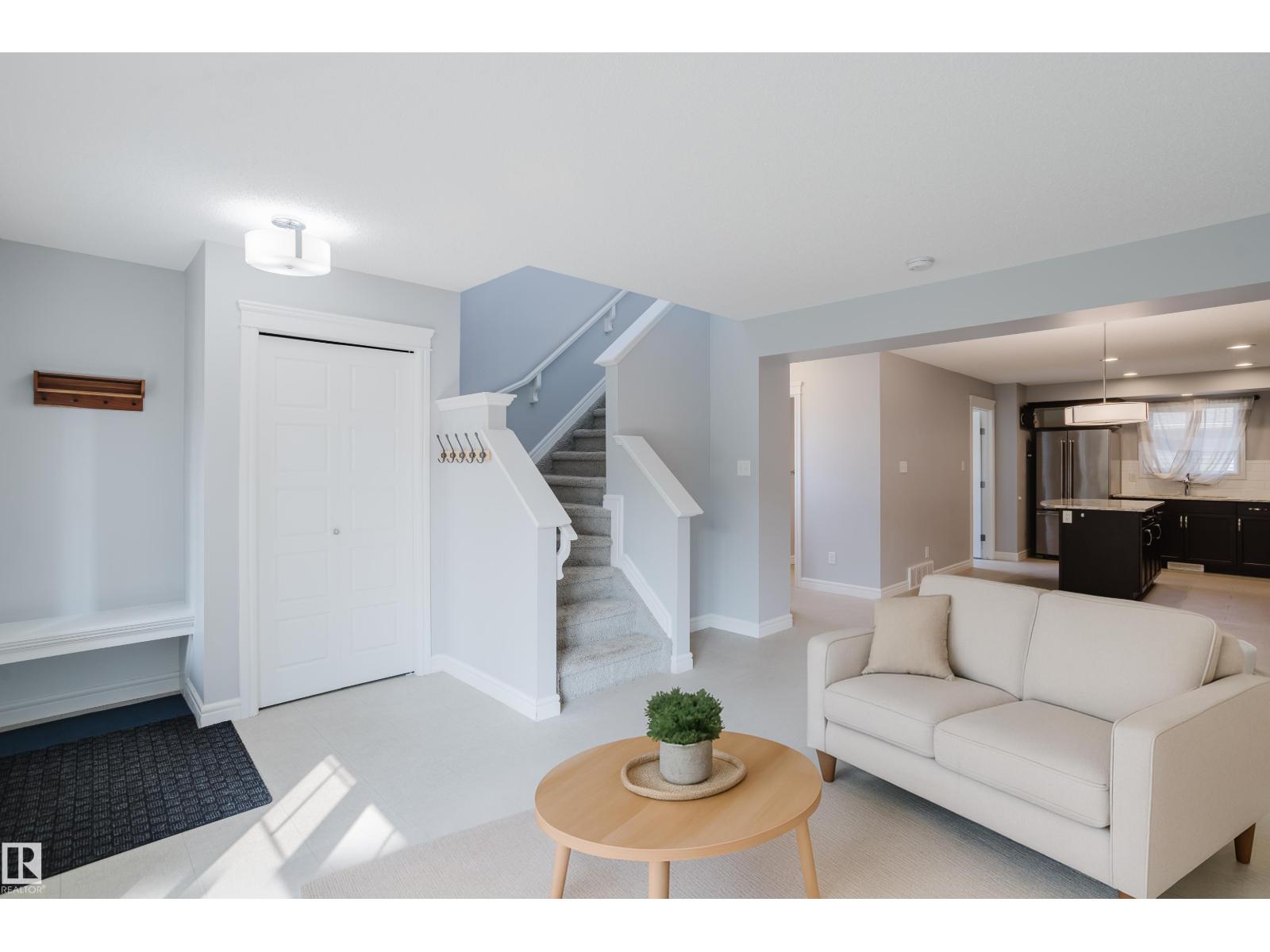 184 Desrochers Ga Sw, Edmonton, Alberta  T6W 3H8 - Photo 6 - E4466879