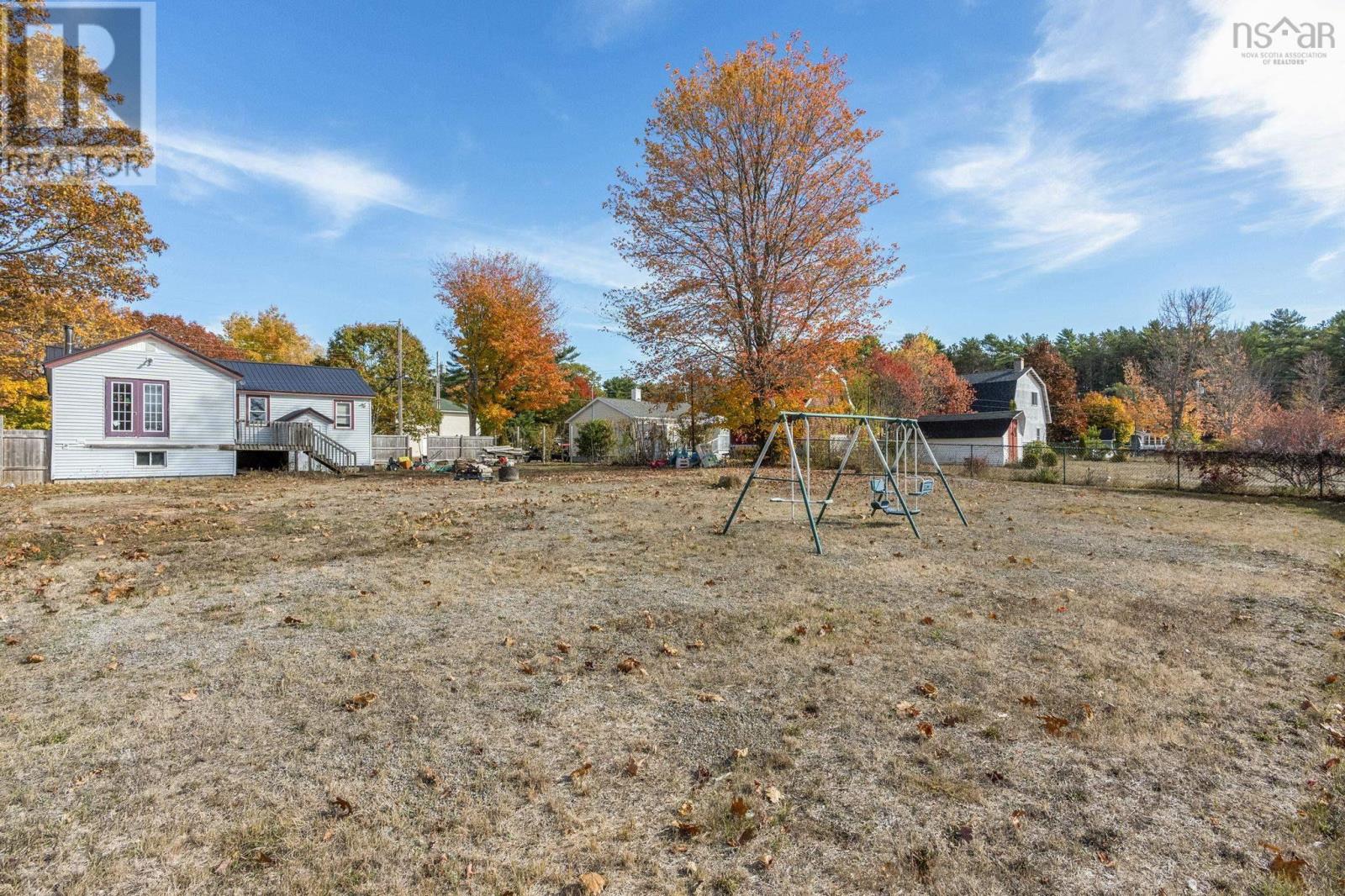 1119 Neily Crescent, Greenwood, Nova Scotia  B0P 1R0 - Photo 3 - 202526456