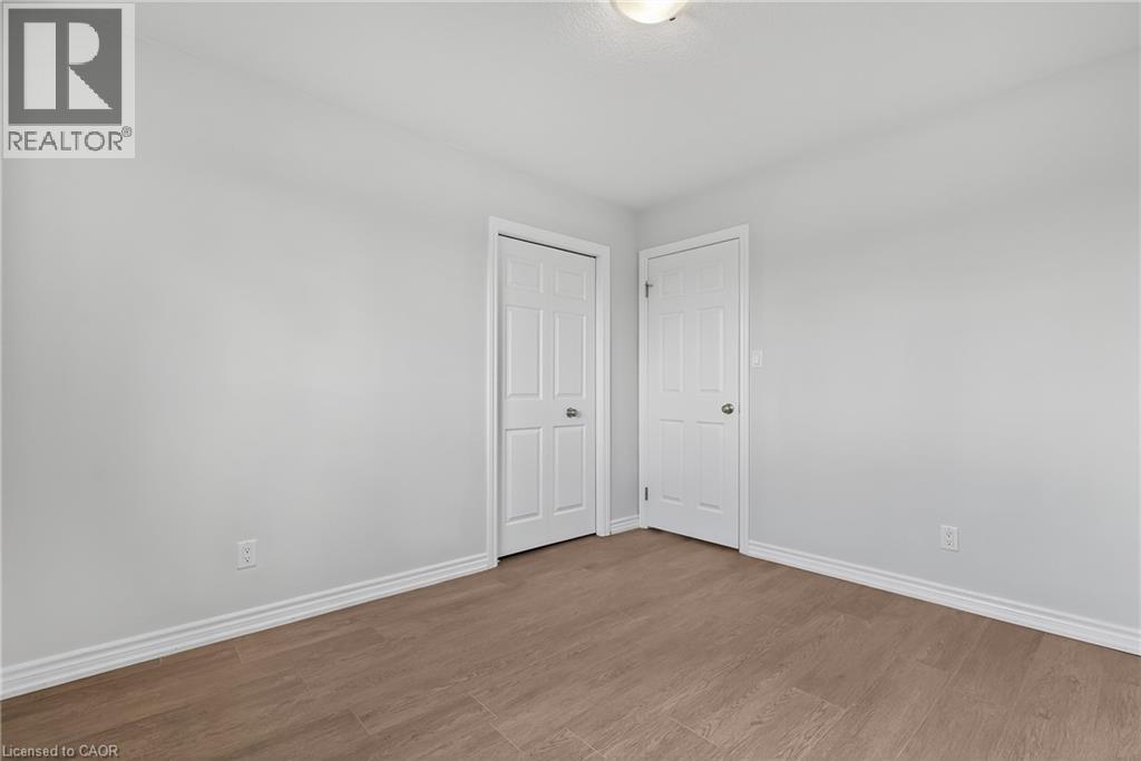 420 Avens Street, Waterloo, Ontario  N2V 0B5 - Photo 16 - 40774029