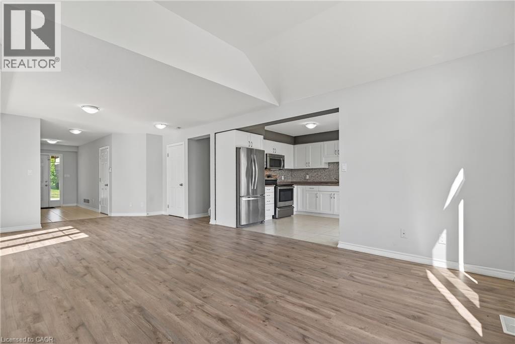 420 Avens Street, Waterloo, Ontario  N2V 0B5 - Photo 6 - 40774029