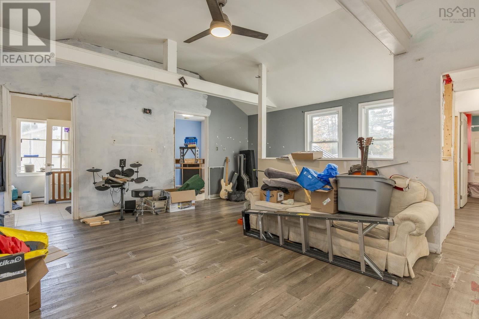 1119 Neily Crescent, Greenwood, Nova Scotia  B0P 1R0 - Photo 9 - 202526456