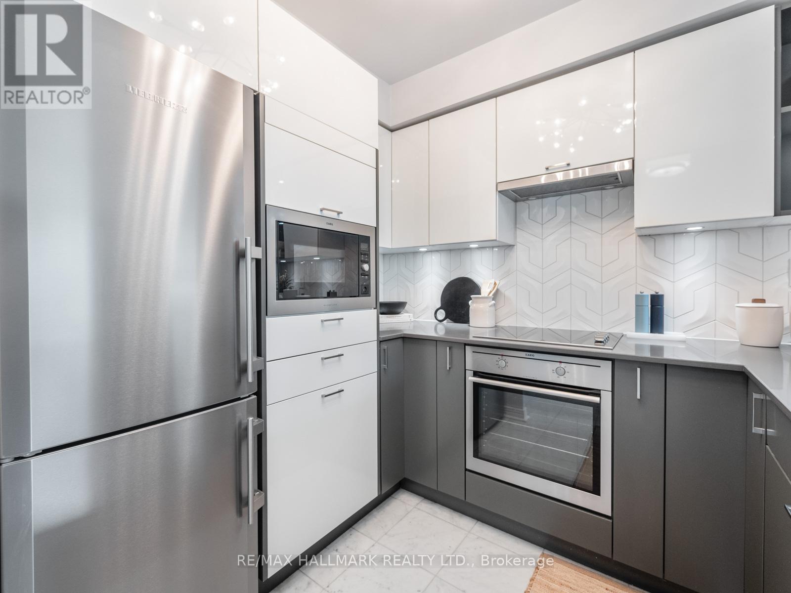 809 - 942 Yonge Street, Toronto, Ontario  M4W 3S8 - Photo 13 - C12563418
