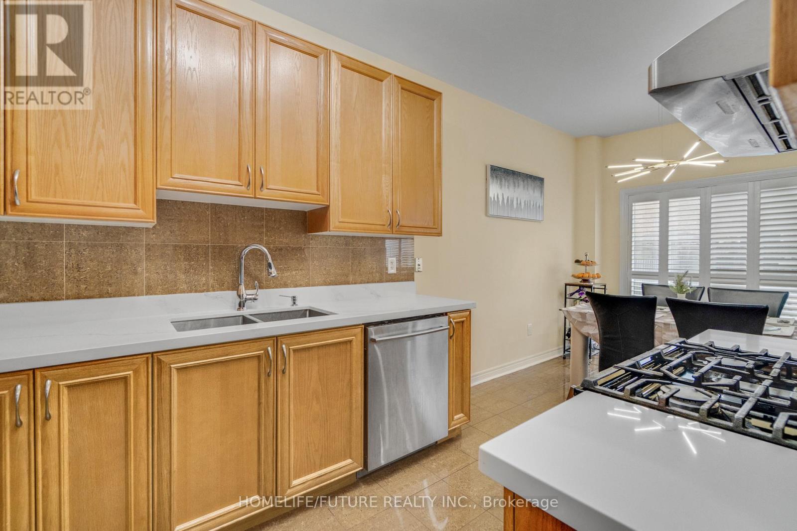 3103 Cabano Crescent, Mississauga, Ontario  L5M 0C5 - Photo 22 - W12577220