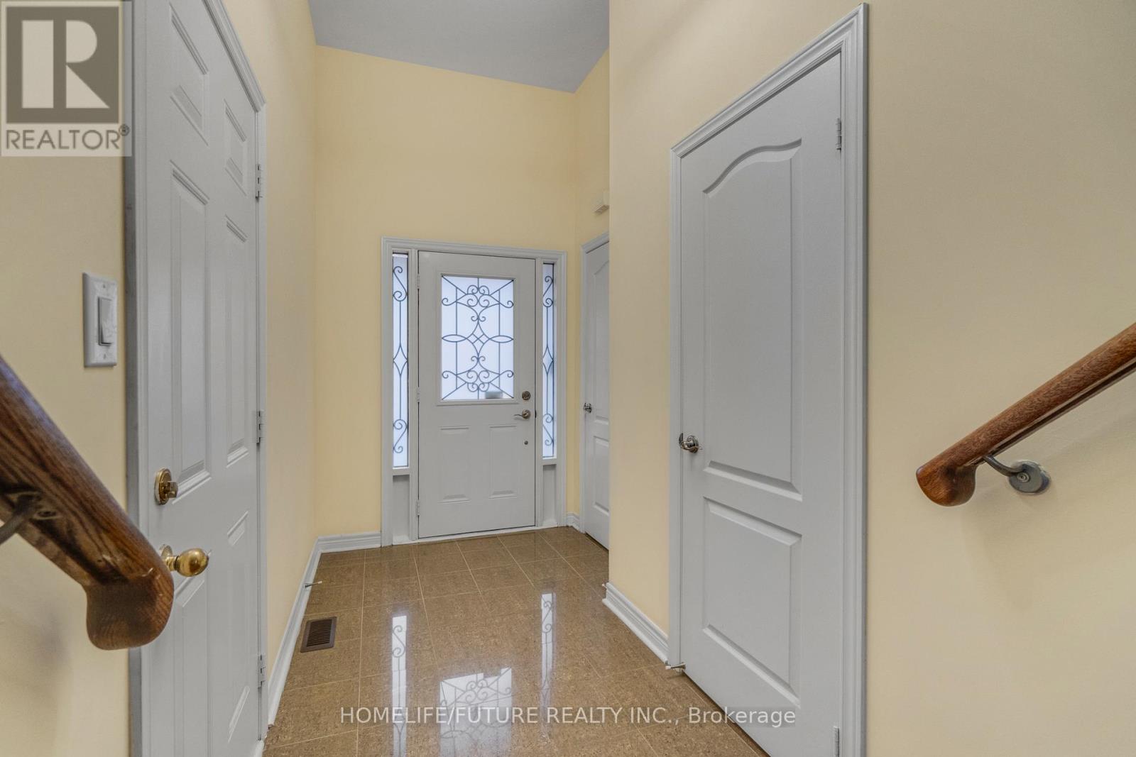 3103 Cabano Crescent, Mississauga, Ontario  L5M 0C5 - Photo 9 - W12577220