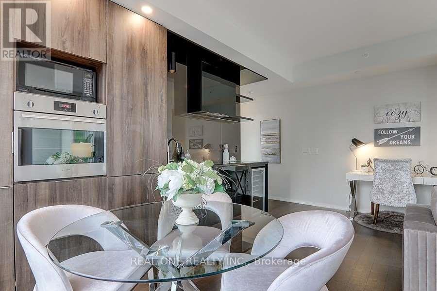 2611 - 70 Temperance Street, Toronto, Ontario  M5H 4E8 - Photo 11 - C12584432