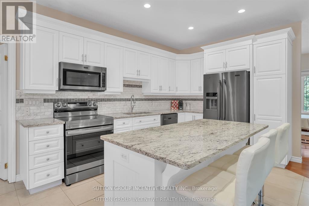 13895 County Rd 27 Road, Springwater, Ontario  L0L 2K0 - Photo 15 - S12584458