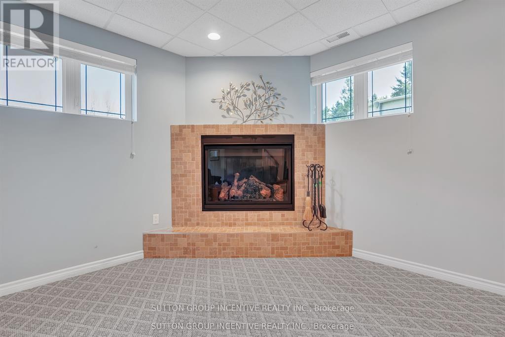 13895 County Rd 27 Road, Springwater, Ontario  L0L 2K0 - Photo 30 - S12584458