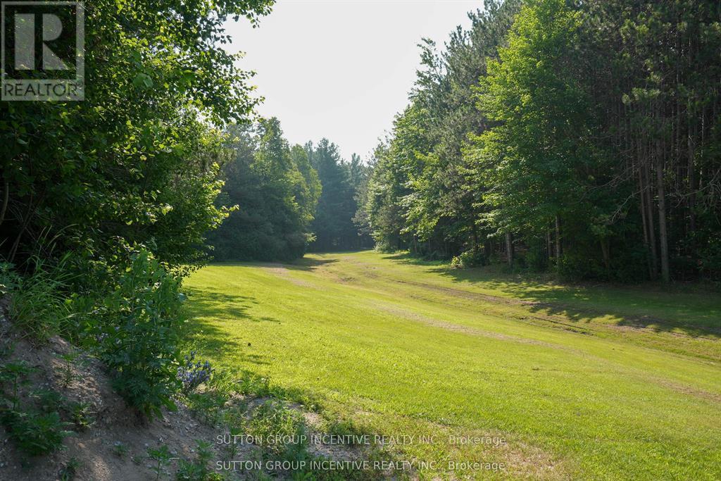 13895 County Rd 27 Road, Springwater, Ontario  L0L 2K0 - Photo 4 - S12584458