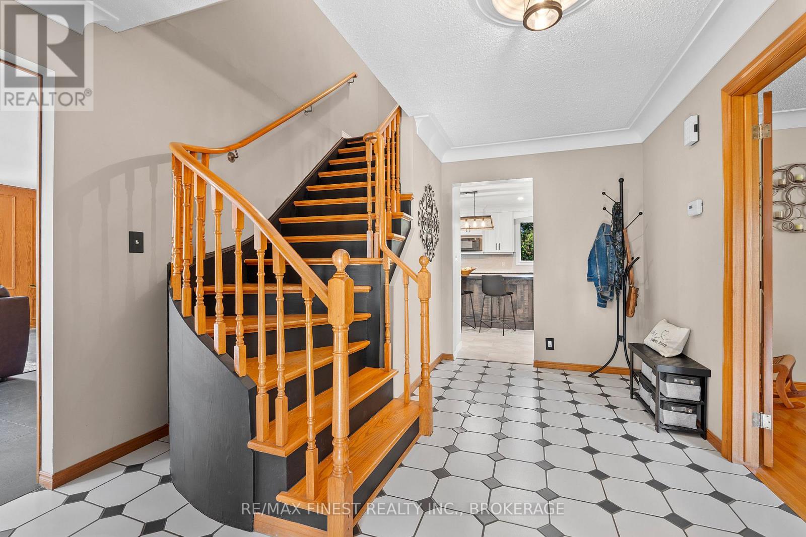 550 Rankin Crescent, Kingston, Ontario  K7M 7L4 - Photo 7 - X12584602