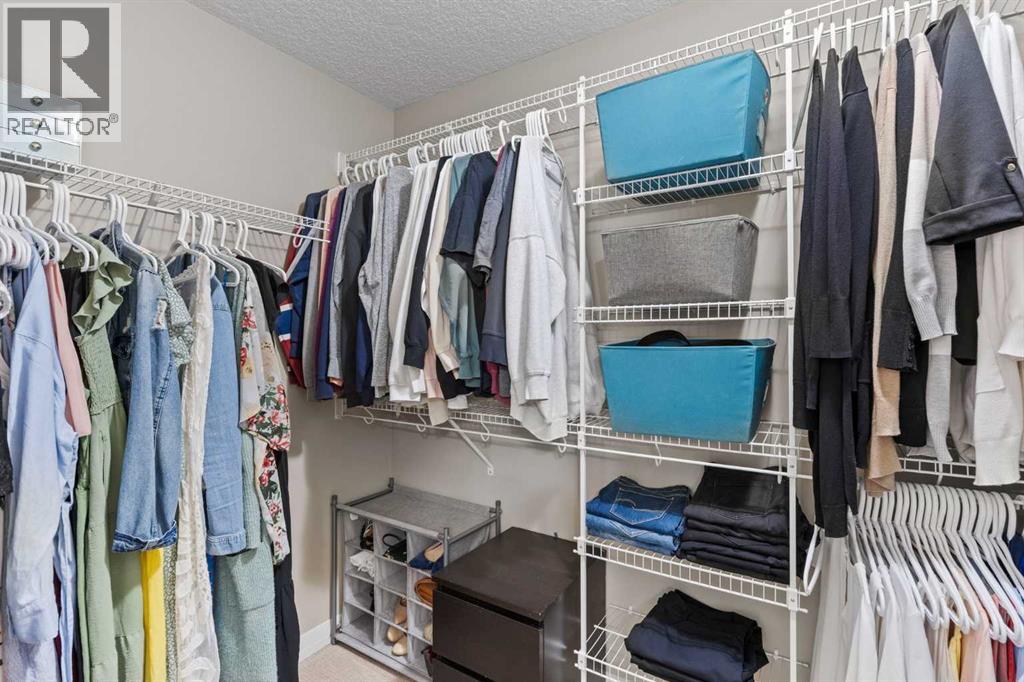 40 Chaparral Valley Green Se, Calgary, Alberta  T2X 0M3 - Photo 31 - A2268676