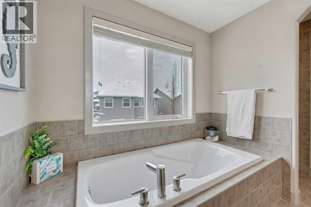 164 Royal Oak Manor Nw, Calgary, Alberta  T3G 0A6 - Photo 26 - A2272375