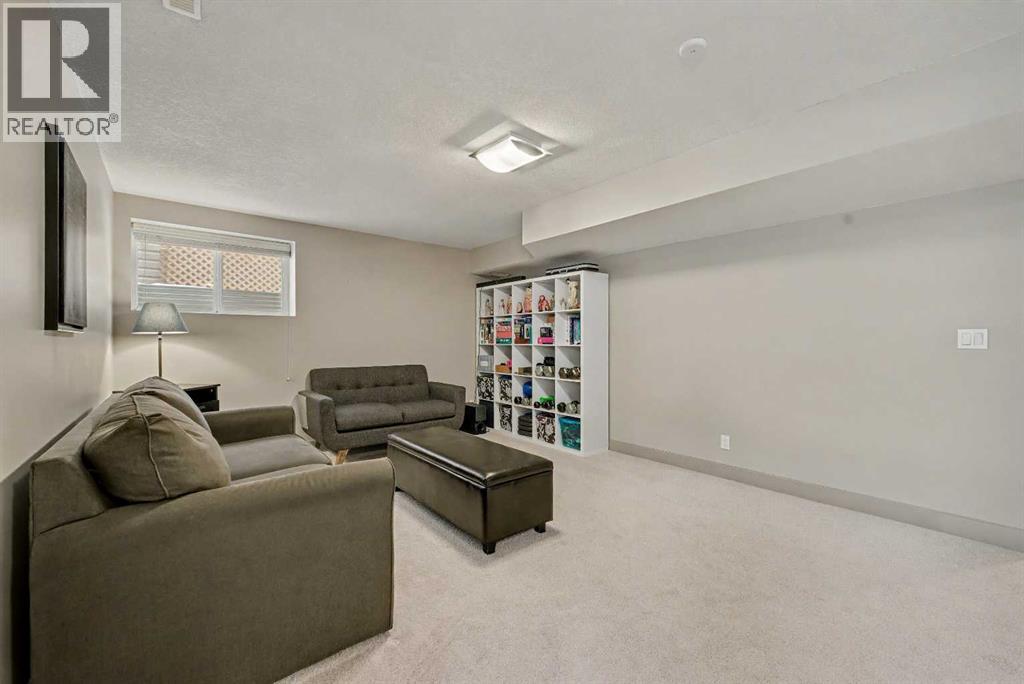 164 Royal Oak Manor Nw, Calgary, Alberta  T3G 0A6 - Photo 32 - A2272375