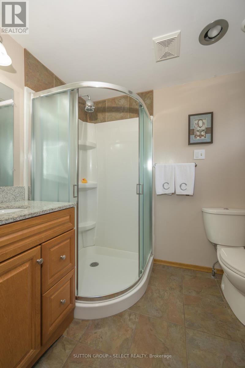 23605 Coldstream Road, Middlesex Centre, Ontario  N0L 1R0 - Photo 20 - X12584490