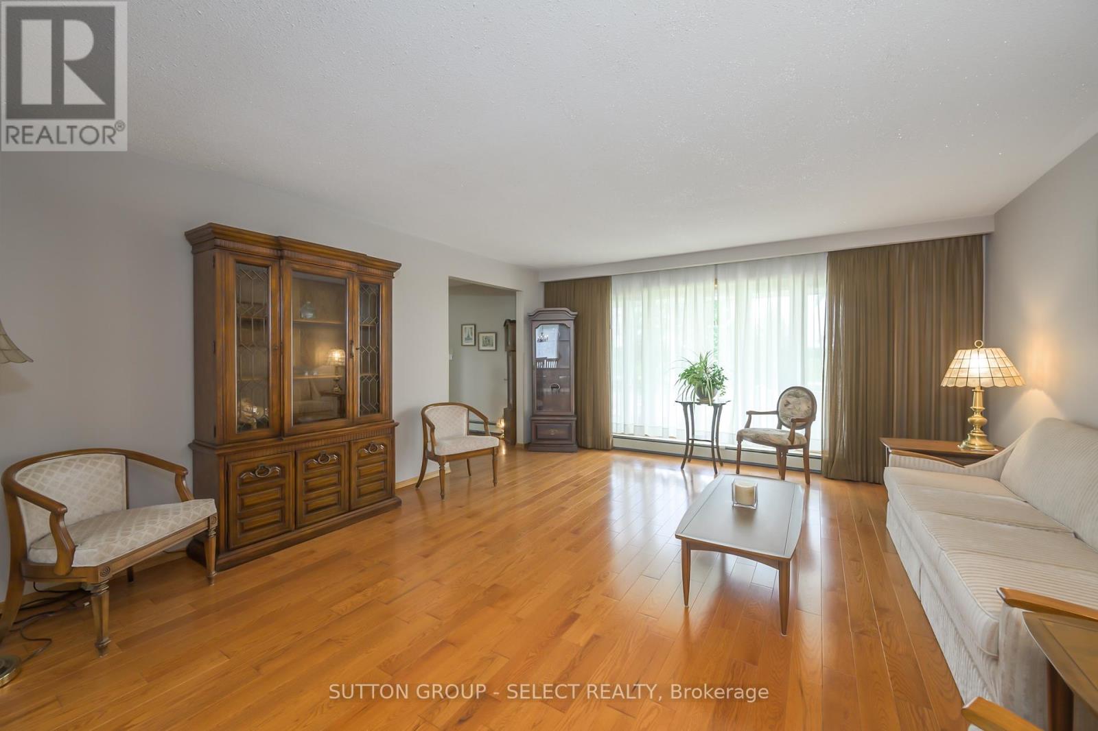 23605 Coldstream Road, Middlesex Centre, Ontario  N0L 1R0 - Photo 7 - X12584490