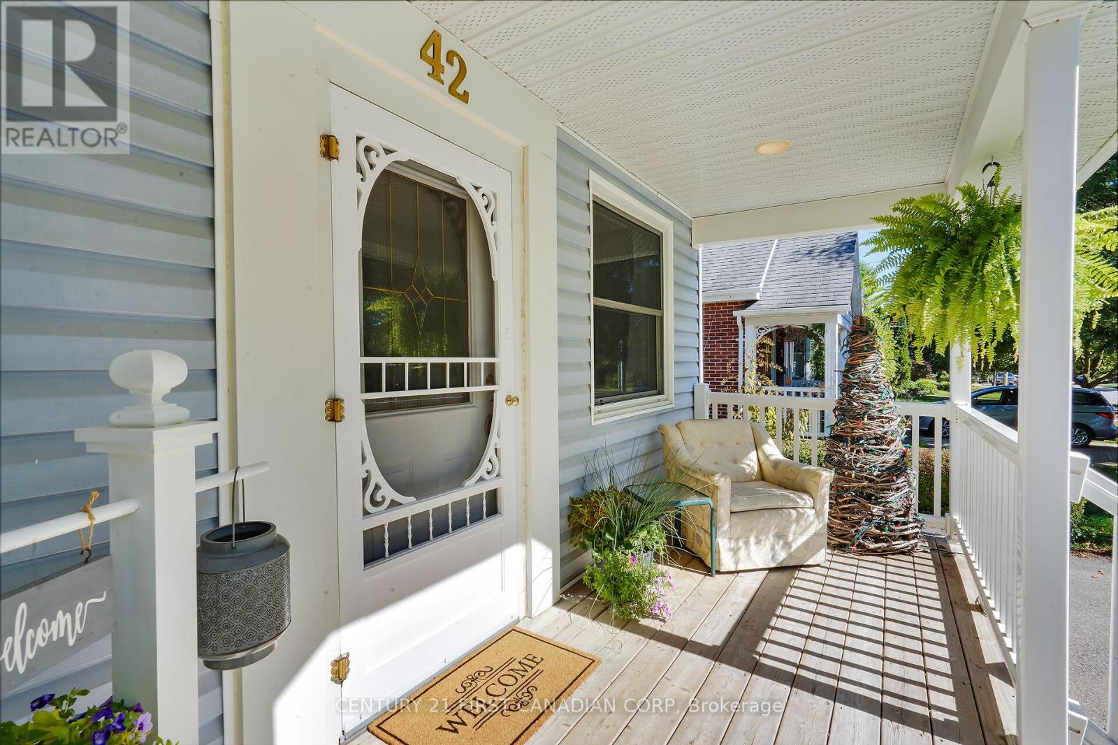 42 Briscoe Street E, London South, Ontario  N6C 1W9 - Photo 5 - X12584624