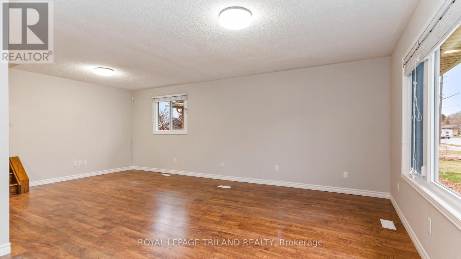 358 Elm Street, St. Thomas, Ontario  N5R 1K1 - Photo 14 - X12584674