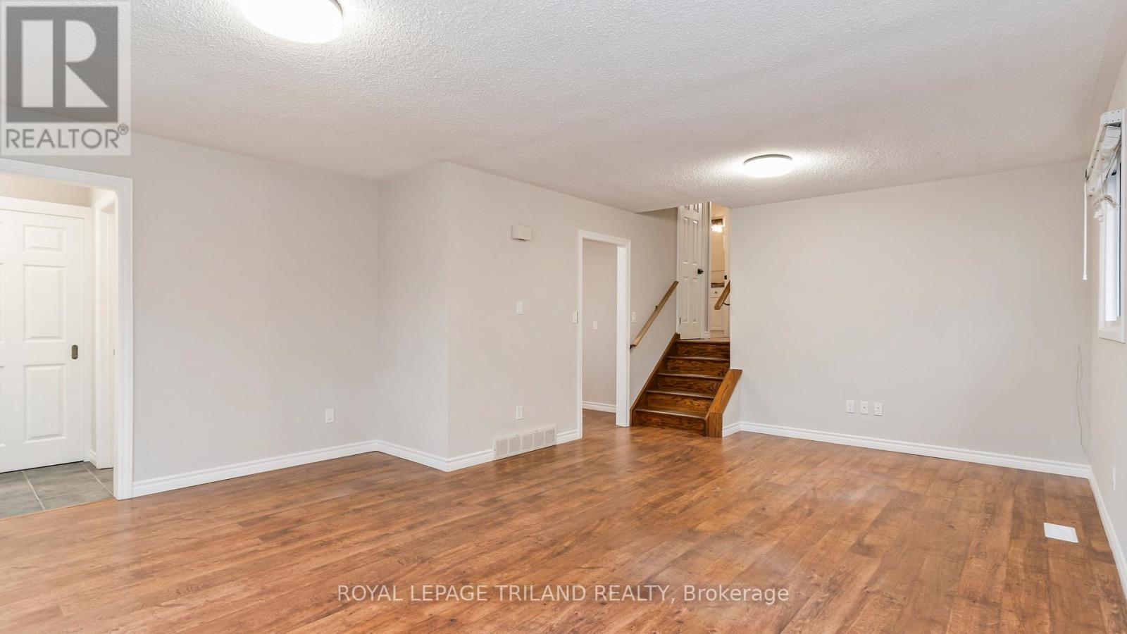 358 Elm Street, St. Thomas, Ontario  N5R 1K1 - Photo 15 - X12584674