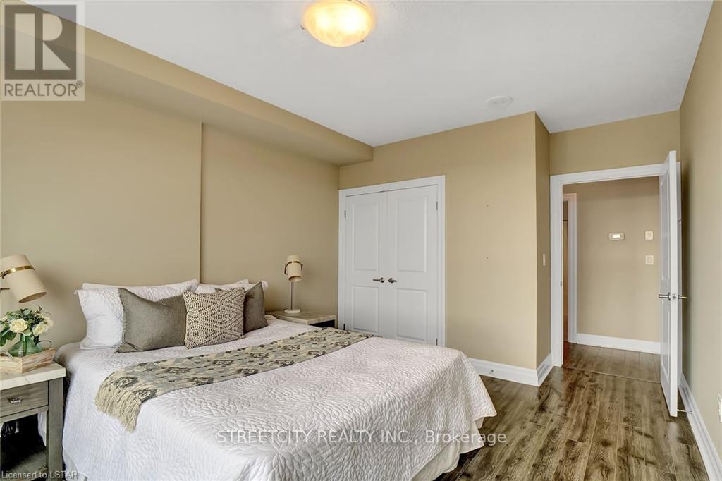 903 - 240 Villagewalk Boulevard N, London North, Ontario  N6G 0P6 - Photo 19 - X12584698