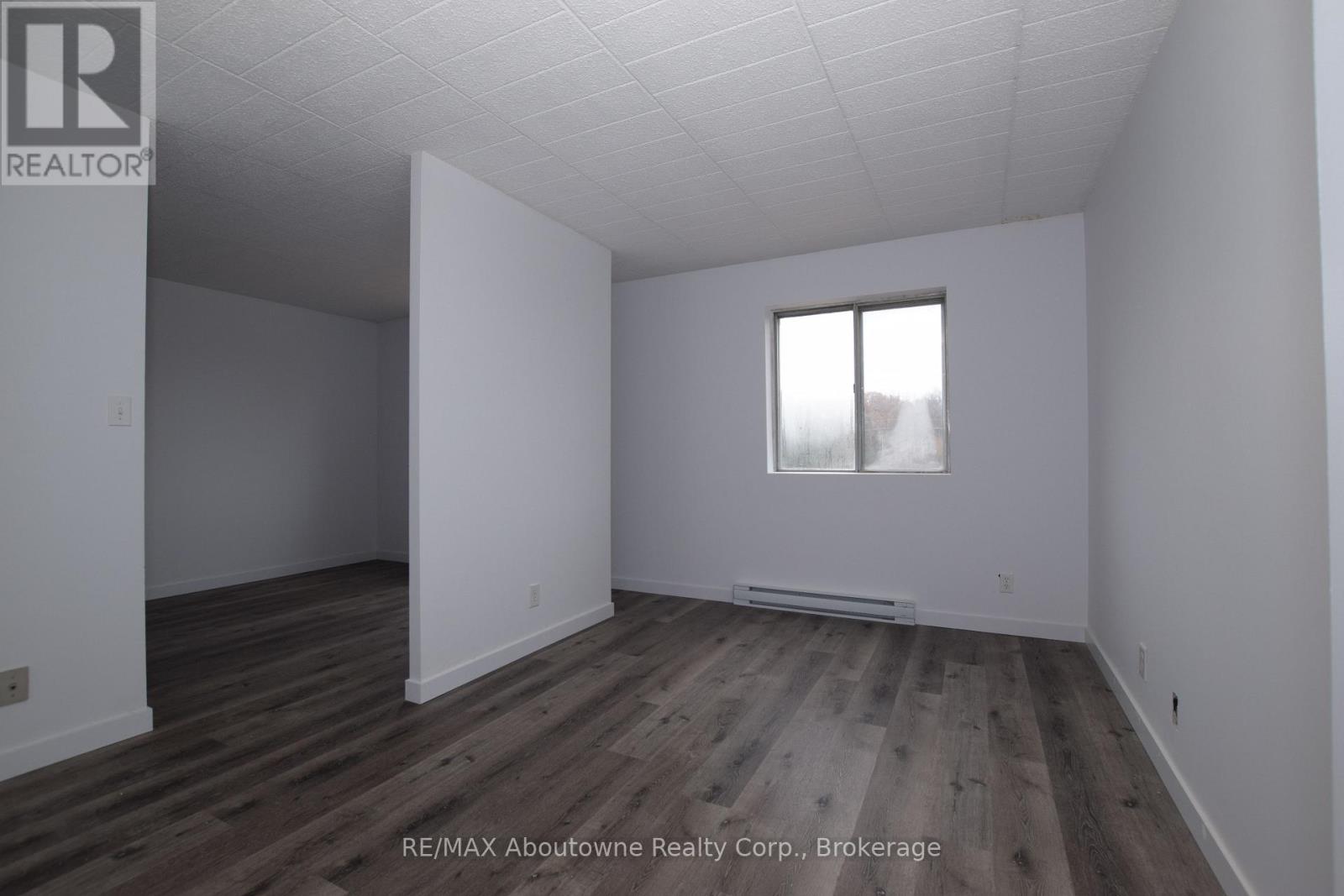 505 - 36 Freeborn Avenue, Brantford, Ontario  N3S 7J1 - Photo 18 - X12573074