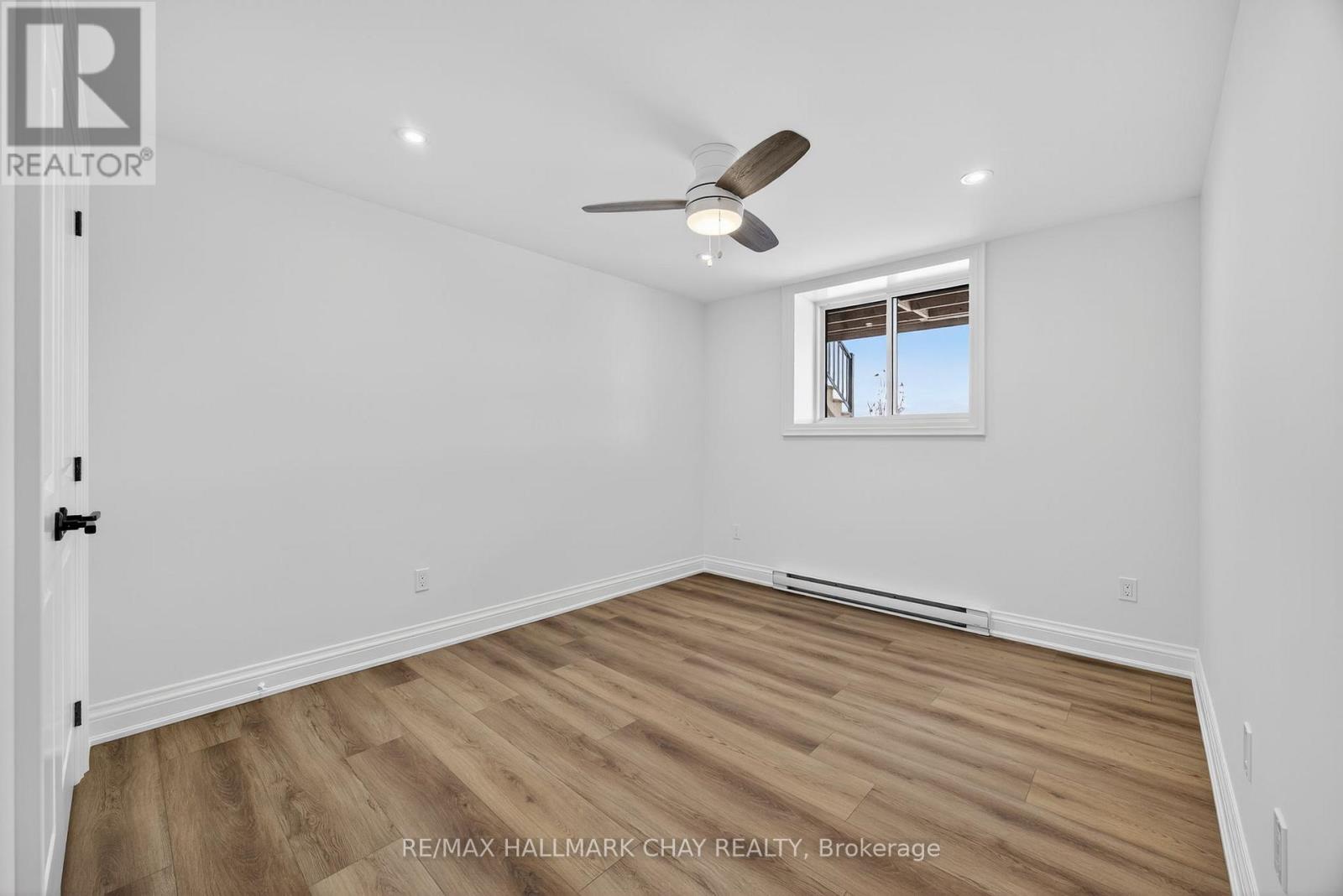 930 Marshall Road, Tiny, Ontario  L0K 2E1 - Photo 31 - S12581404