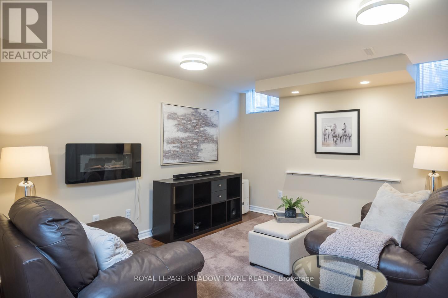 701 Thompson Road S, Milton, Ontario  L9T 5W8 - Photo 33 - W12575300