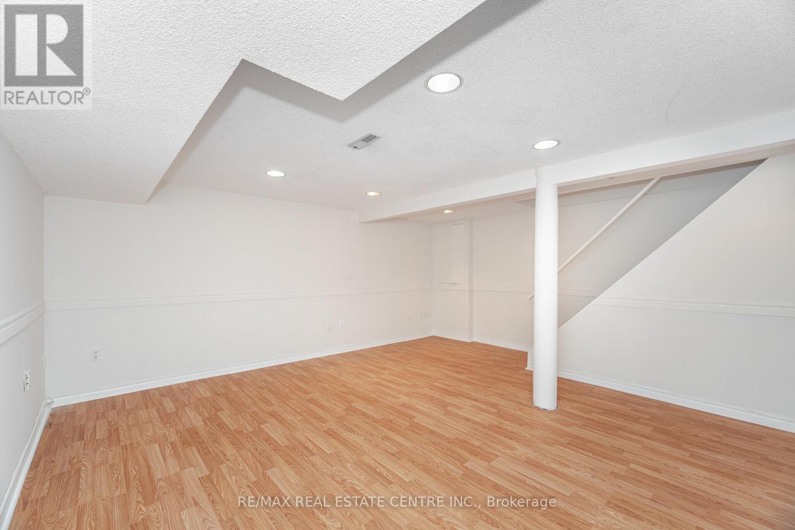 51 Crawford Drive, Brampton, Ontario  L6V 2C6 - Photo 28 - W12584378