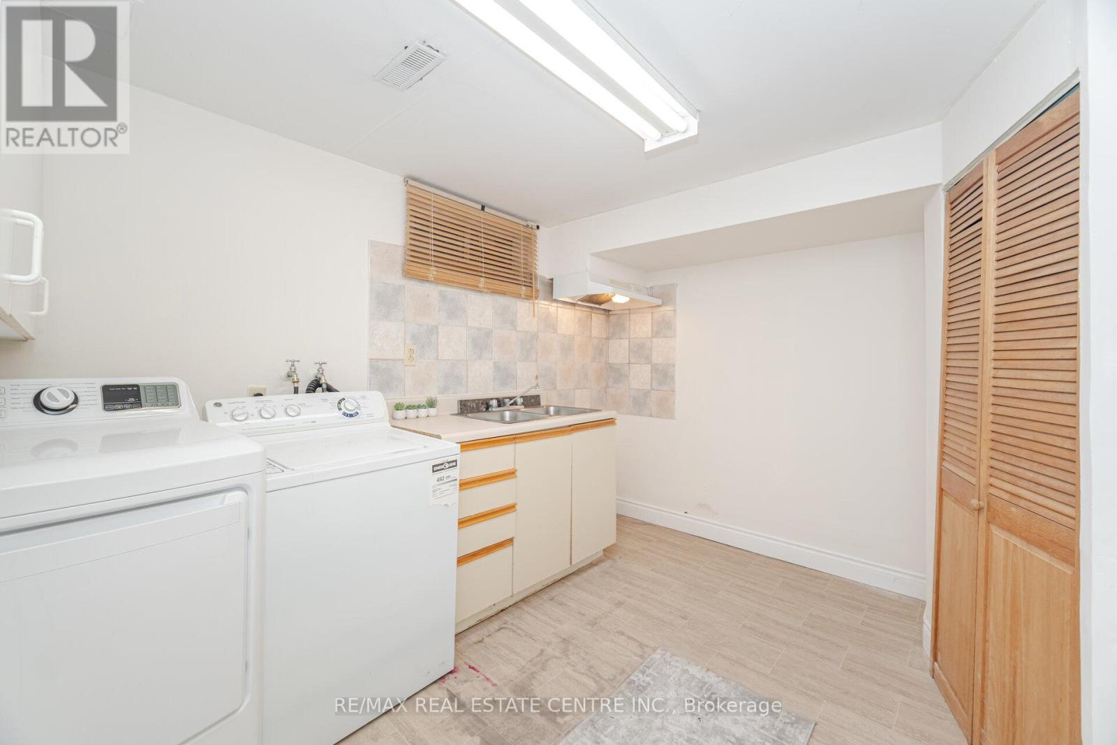 51 Crawford Drive, Brampton, Ontario  L6V 2C6 - Photo 30 - W12584378