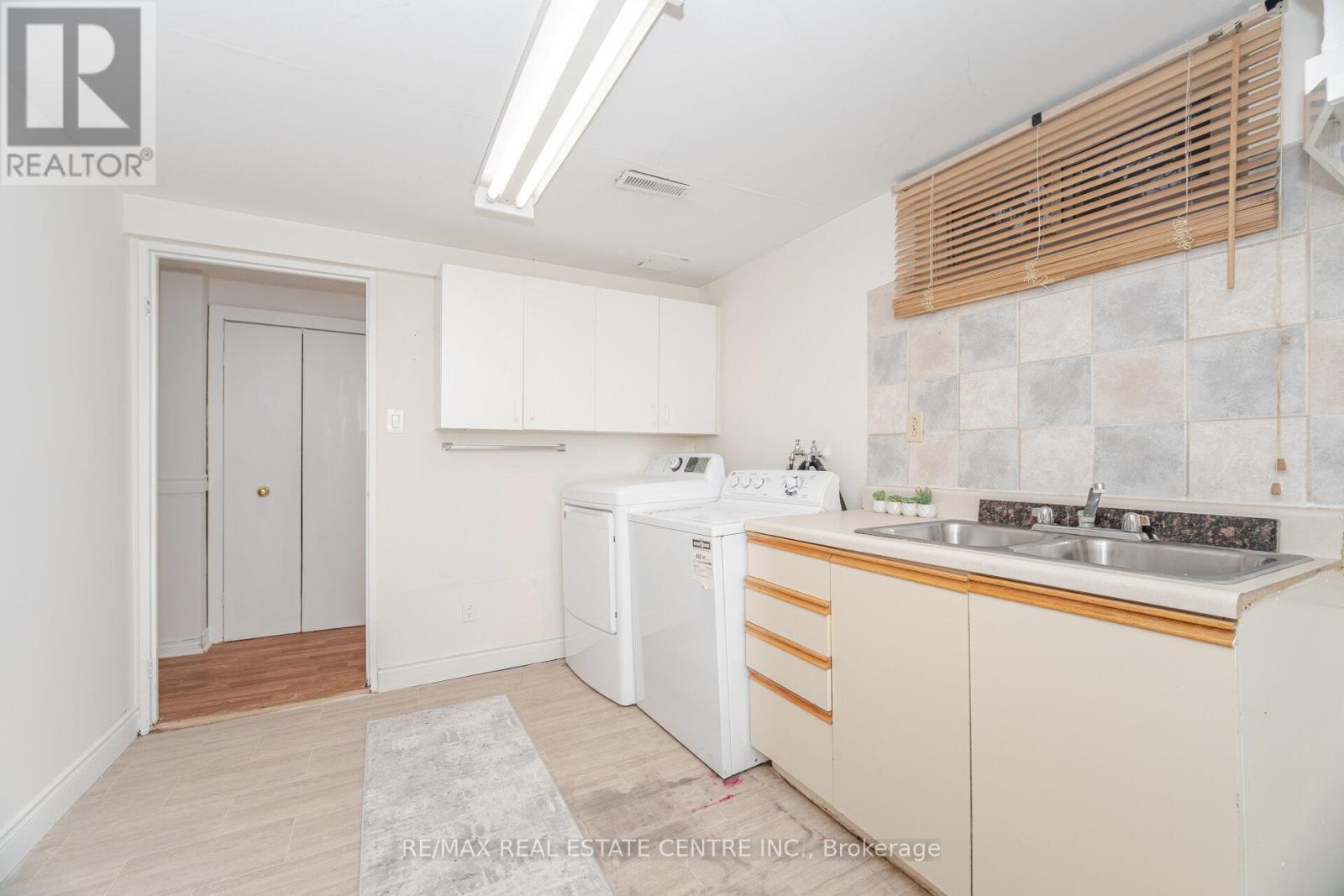 51 Crawford Drive, Brampton, Ontario  L6V 2C6 - Photo 32 - W12584378