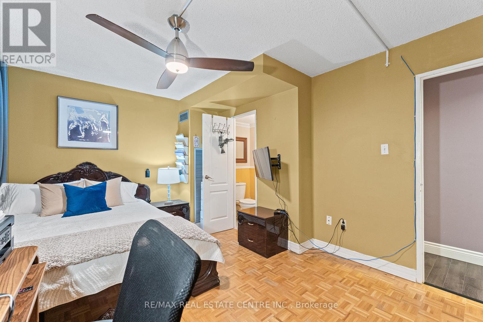 404 - 4 Lisa Street, Brampton, Ontario  L6T 4B6 - Photo 25 - W12584408