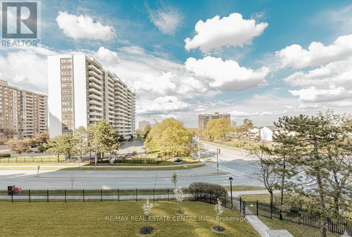 404 - 4 Lisa Street, Brampton, Ontario  L6T 4B6 - Photo 34 - W12584408