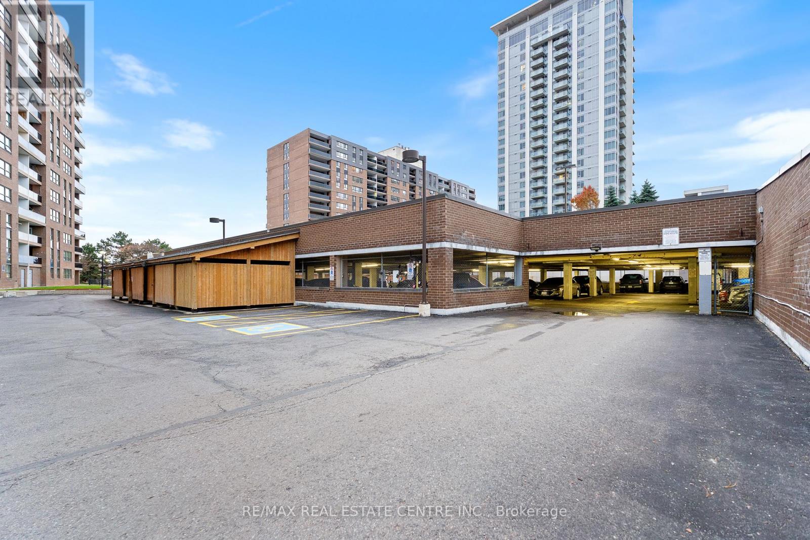 404 - 4 Lisa Street, Brampton, Ontario  L6T 4B6 - Photo 43 - W12584408