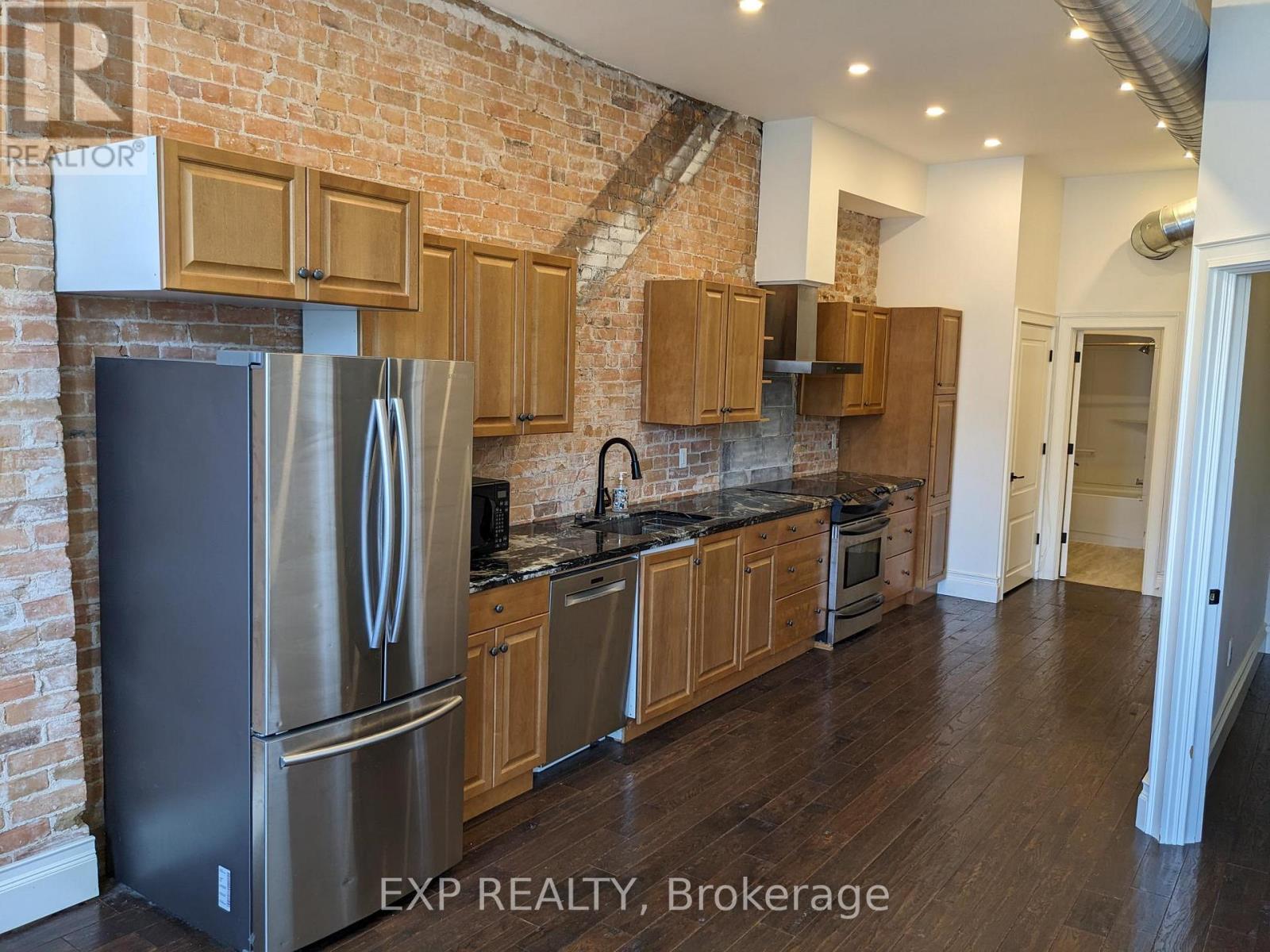 2 - 172 Broadway, Orangeville, Ontario  L9W 1K3 - Photo 2 - W12584428